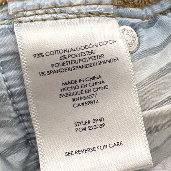 CABI Higher Straight Jeans in Prospector Wash Sz 6 #3940 EUC - Picture 7 of 7